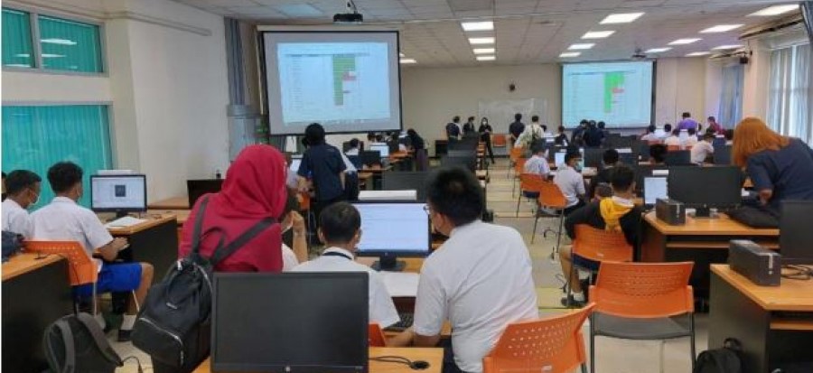 Programming Contest, Science Day, 18 August 2022