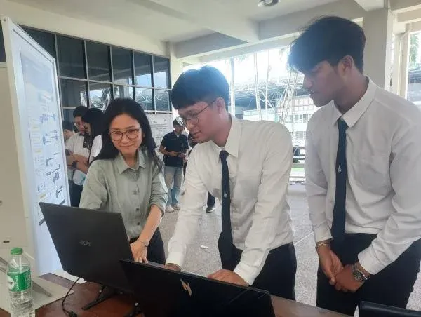 ภาพปกของ: สาขาวิชาวิศวกรรมคอมพิวเตอร์จัดนิทรรศการนำเสนอโครงงานของนักศึกษาชั้นปีที่ 4 (Project Day)