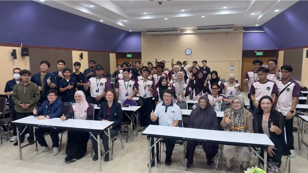 สาขาวิชาวิศวกรรมคอมพิวเตอร์ต้อนรับคณาจารย์และนักศึกษาจาก  International Islamic University Malaysia (IIUM)  