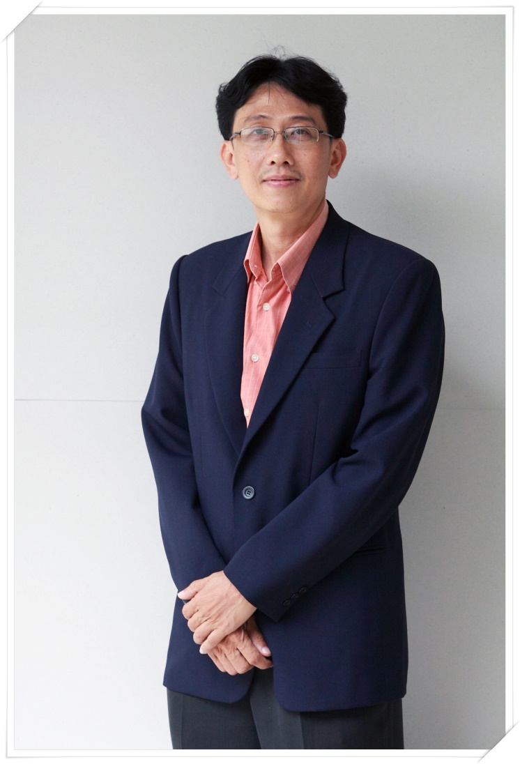 Asst. Prof. Dr. Thanate Khaorapapong