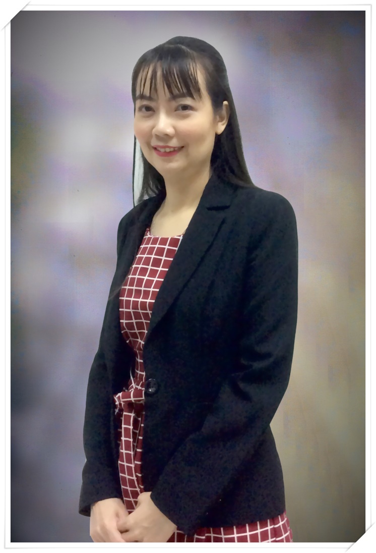 ผศ.ดร. เพ็ชรัตน์ สุริยะไชย